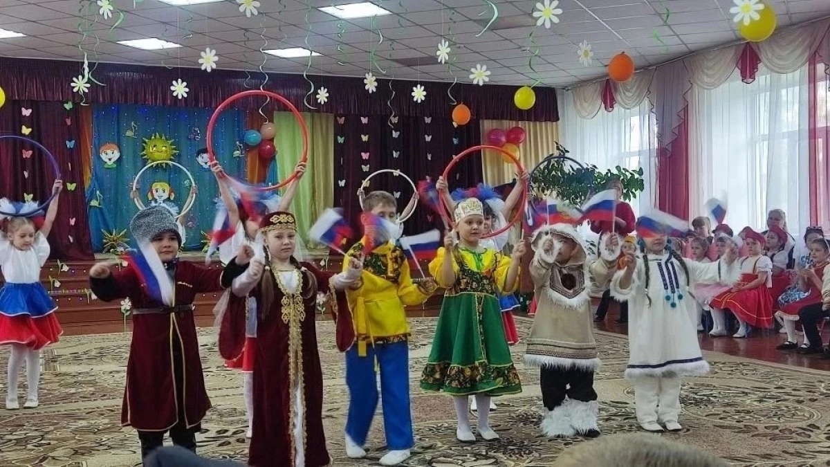 Дошколята Киселевска проявили свои таланты на фестивале «Солнечный круг»