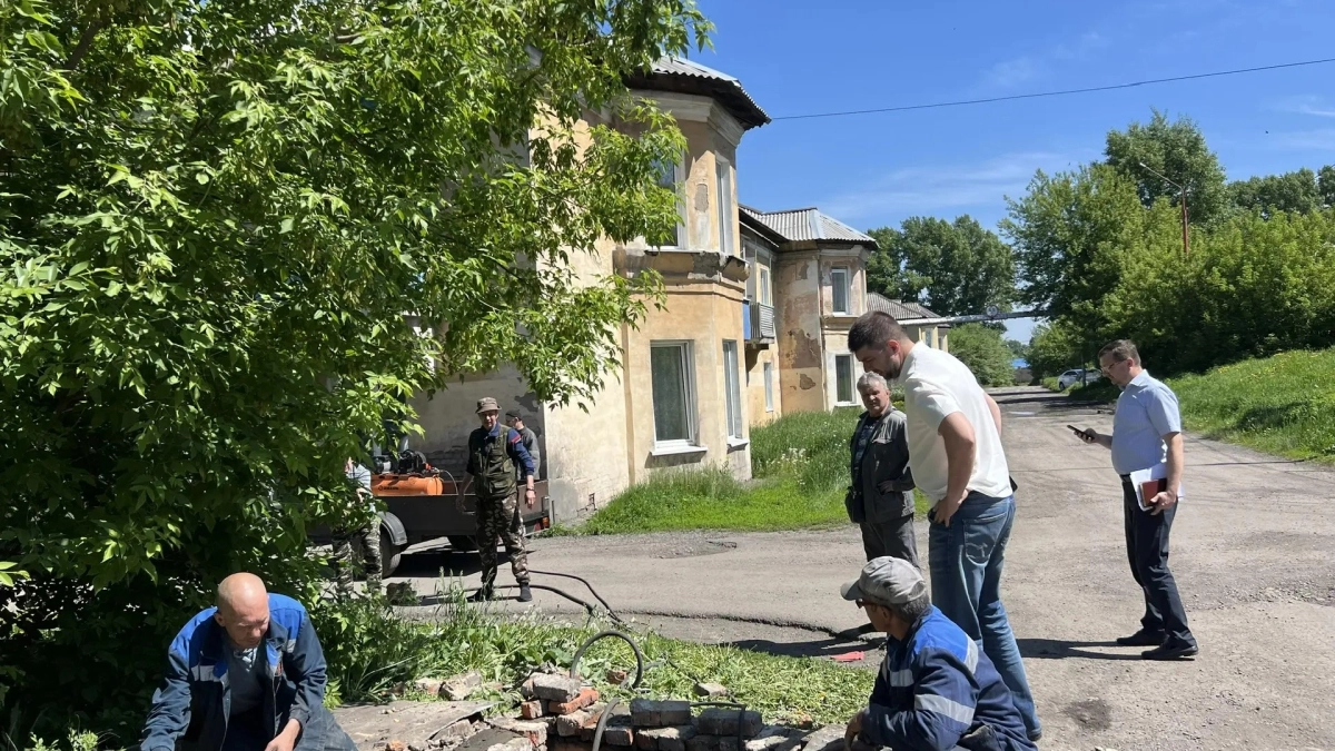 В Киселевске проверяют 40 километров теплосетей перед зимой