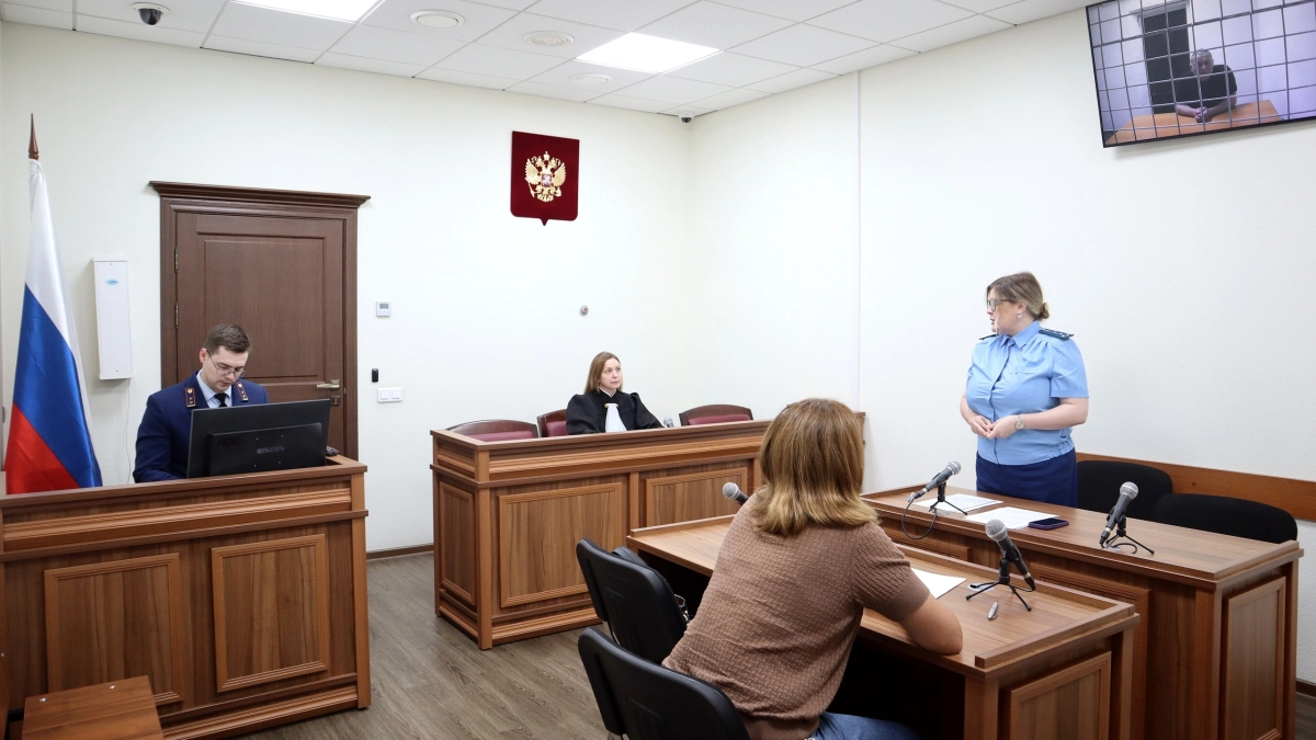 В Кемеровской области суд отказался отпускать обвиняемых в гибели подростка под домашний арест