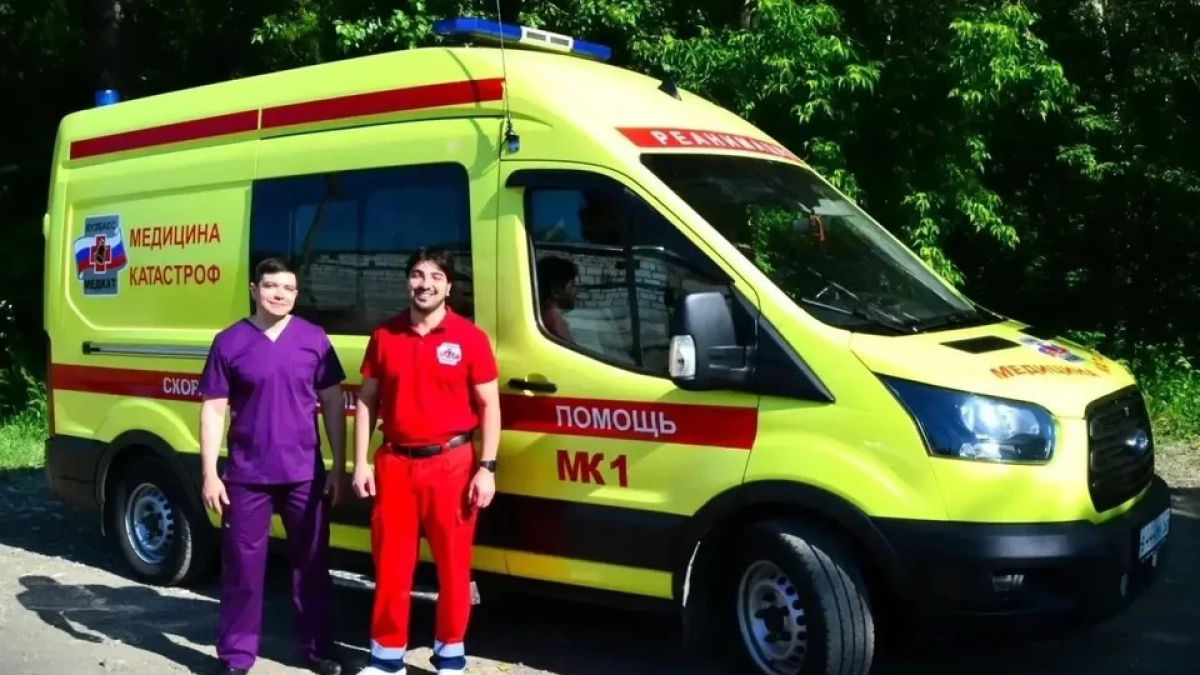 В Кемеровской области врачи впервые эвакуировали женщину с миокардитом и “искусственным сердцем”