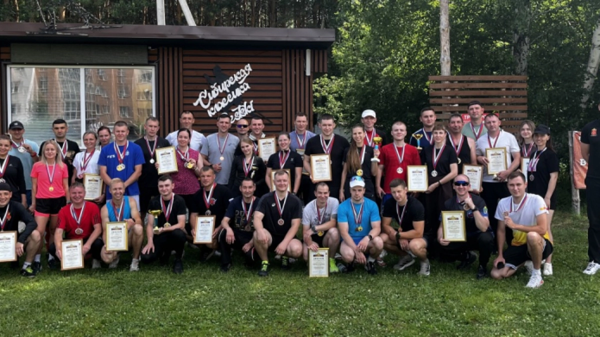 В Кемеровской области прошел чемпионат по летнему служебному двоеборью среди сотрудников МВД