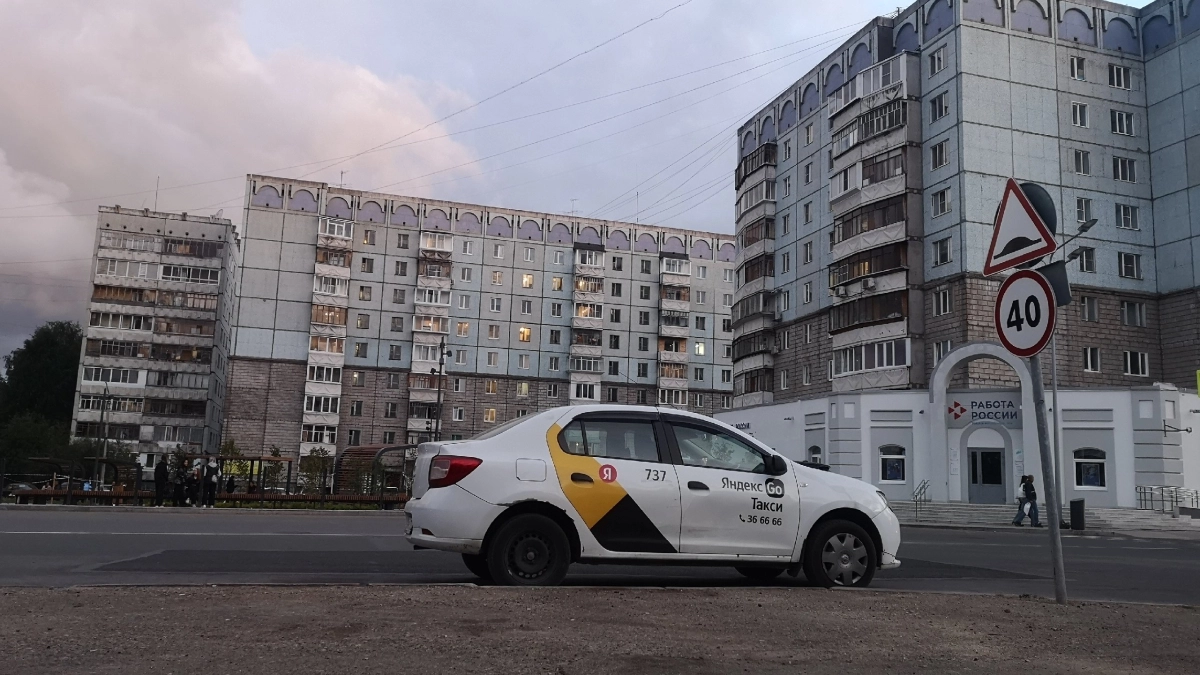 В Кемеровской области мужчина искусал знакомую из-за отказа оплатить такси