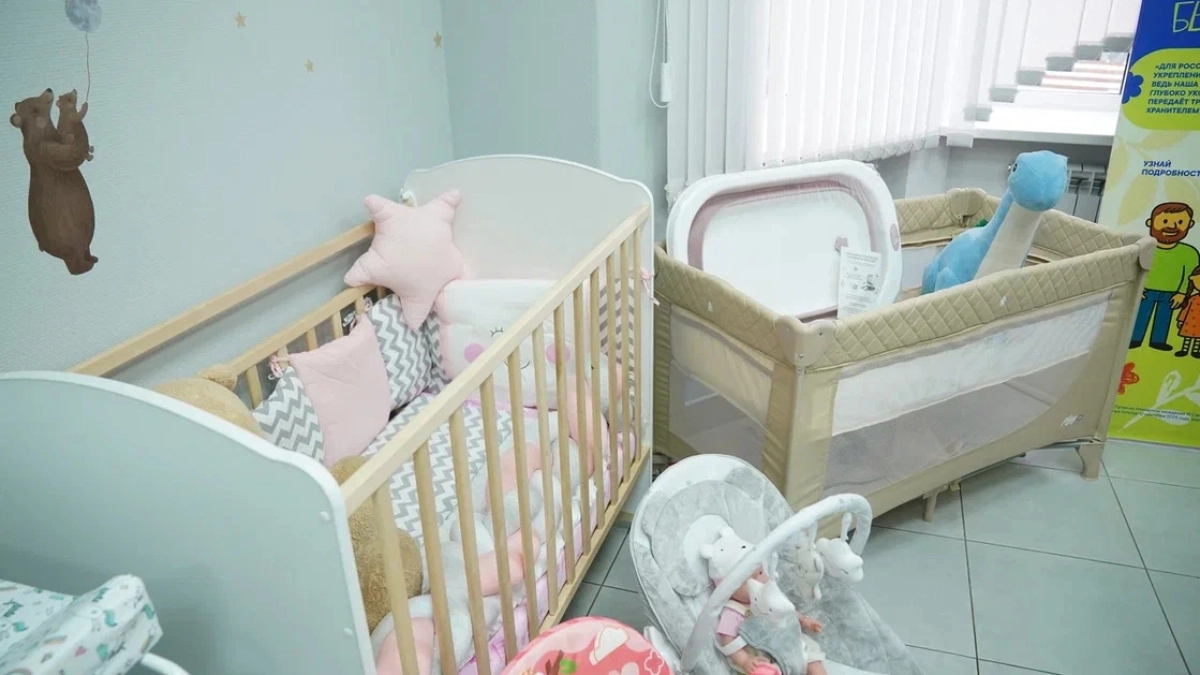 Молодые родители Киселевска могут взять детские вещи напрокат 