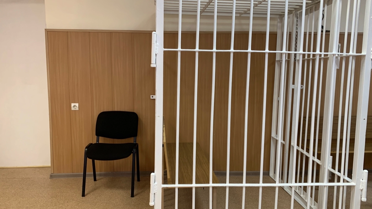 В Киселевске суд ограничил свободу подростков по делу о подготовке нападения на школу