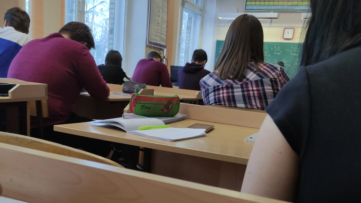 Роспотребнадзор Кемеровской области открыл консультации по школьным товарам
