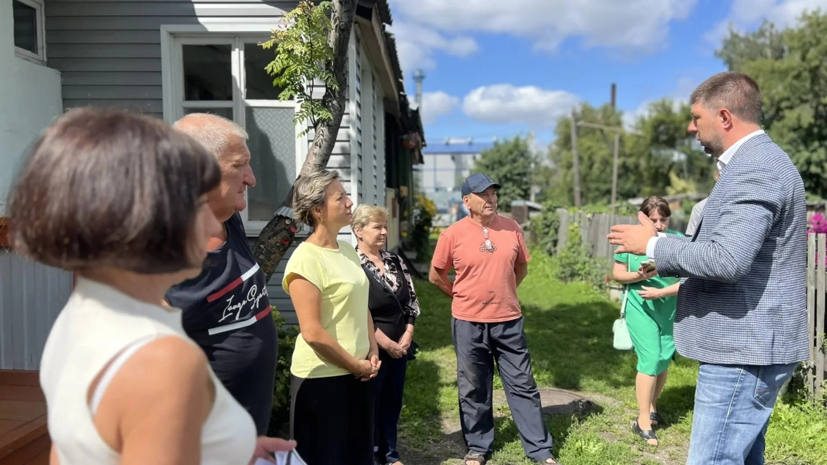 В Киселевске проверили канализацию и двор на улице Кирова