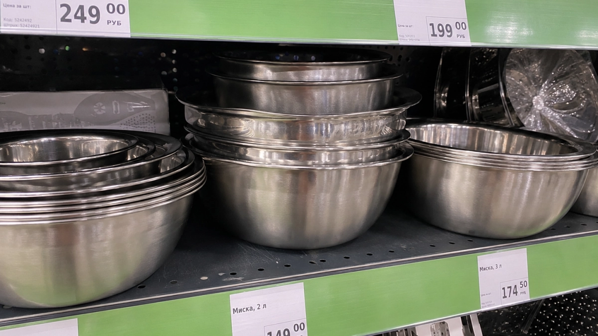 Нержавеющие миски из Fix Price за 199 рублей скупаю сразу по несколько: 3 необычных применения для дома и дачи 