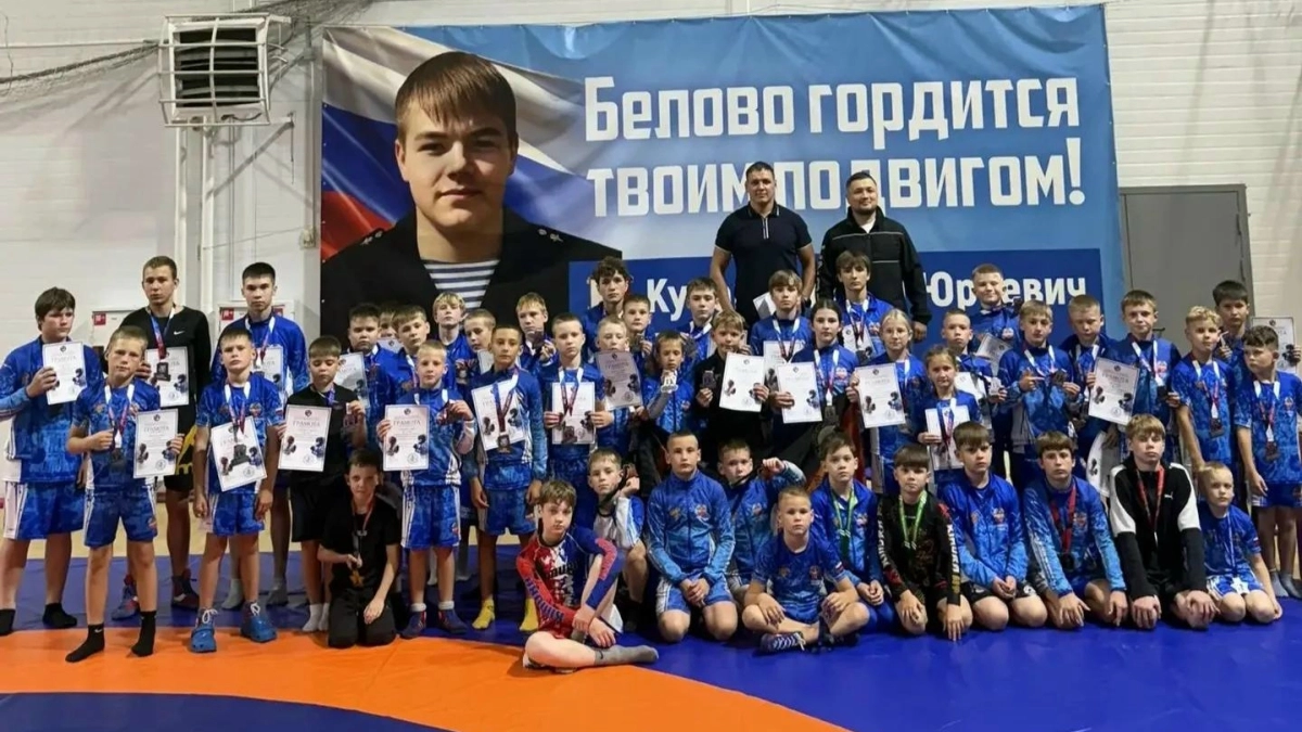 Киселёвские борцы взяли 32 медали на турнире в Белово