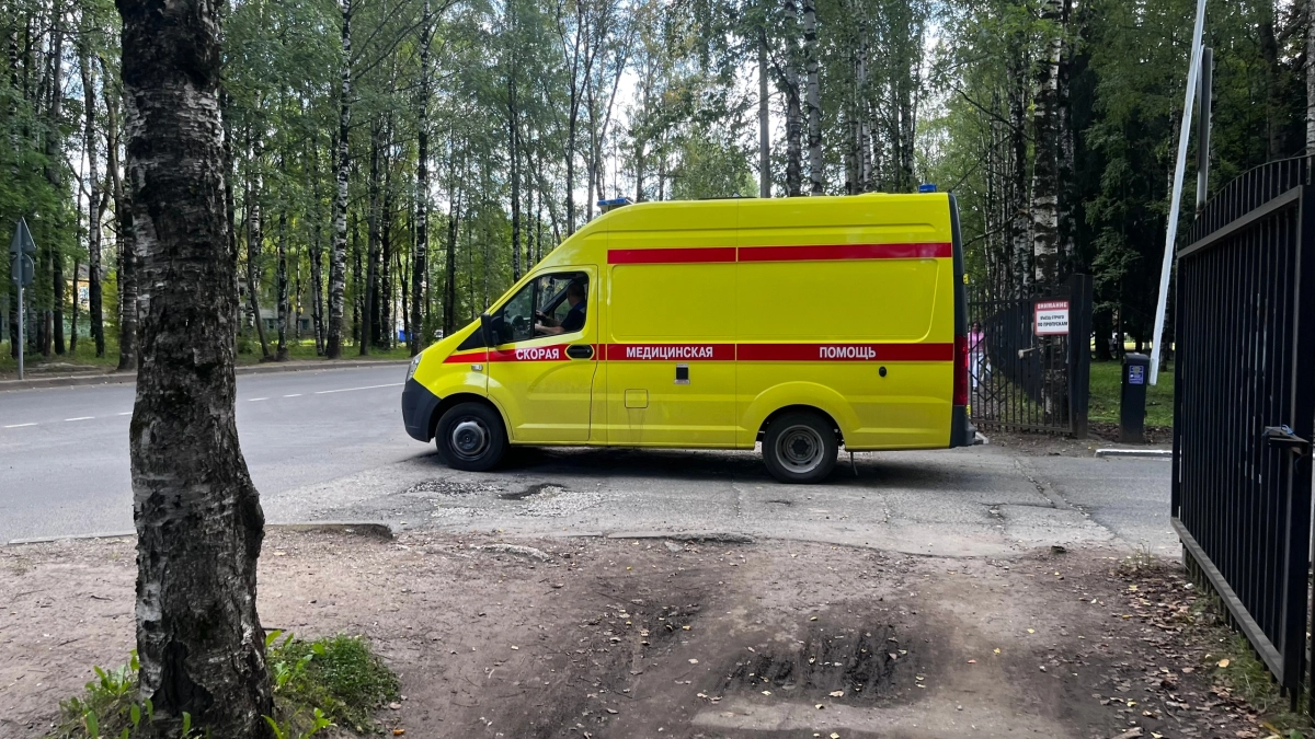В Кемеровской области врачи трех больниц спасли мужчину с панкреатитом