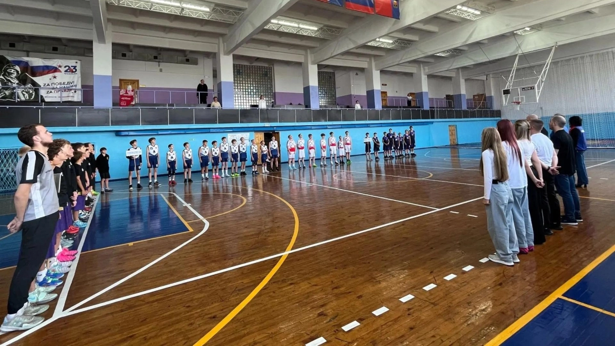В Киселевске развернулась борьба за баскетбольные медали Кузбасса