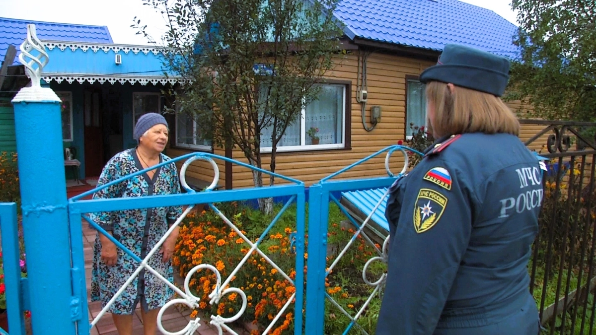 Жителям частного сектора Киселевска напомнили о безопасности печей
