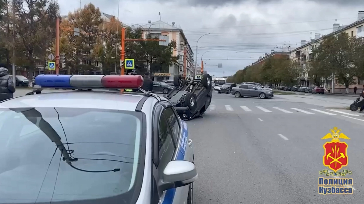 В Кемеровской области устанавливают обстоятельства ДТП, в котором погибла пенсионерка