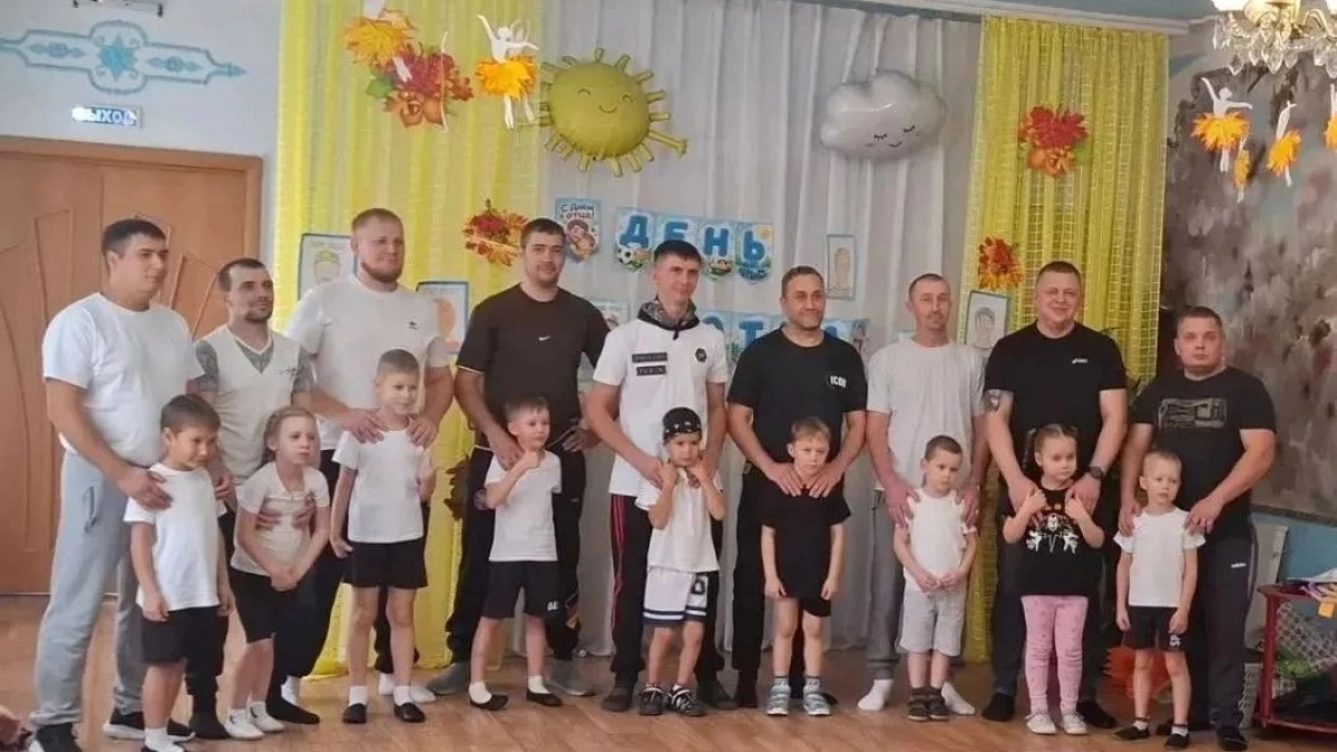 В Киселевске к Дню отца проходят мероприятия в школах и детских садах