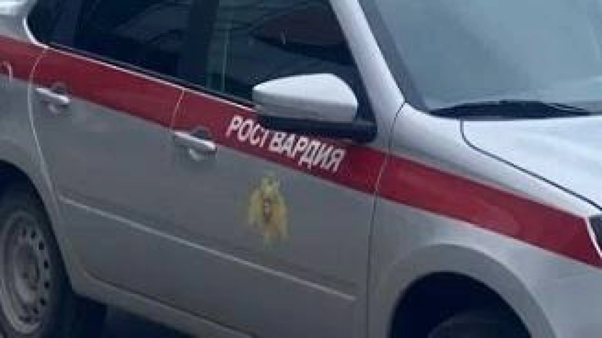 В Кемеровской области школьник устроил поджог служебных машин и стал фигурантом уголовного дела
