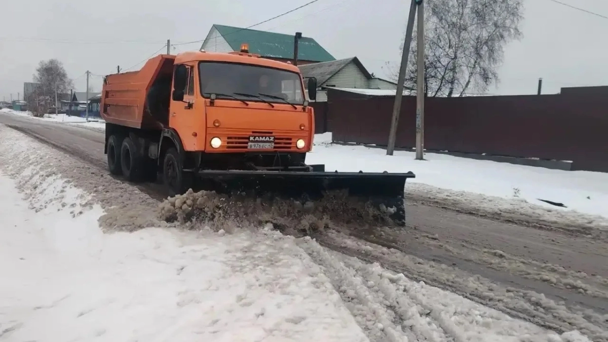 В Кемеровской области дорожные службы досрочно завершили подготовку к зиме