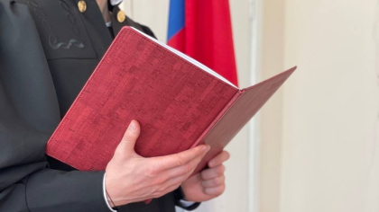 Киселевчанин разбил стекло такси бутылкой и теперь ответит перед законом