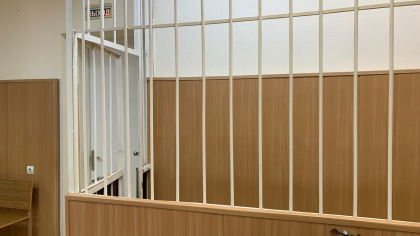 В Кемеровской области нетрезвые мужчины исполосовали колёса “Хендай”, а мотив забыли